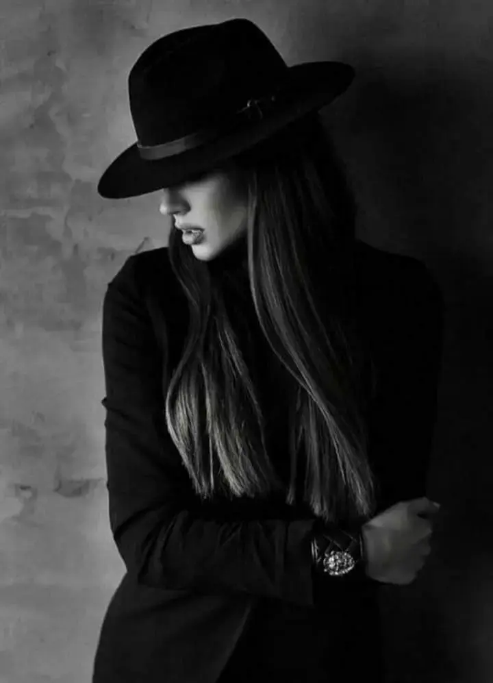 MUJER-TRISTE-II